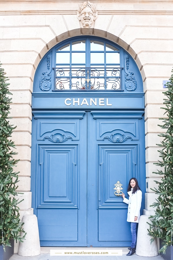 Christmas decorations in Paris