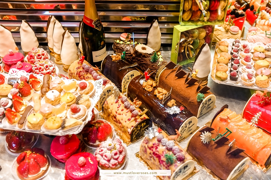 Must-Try Christmas Treats from Paris