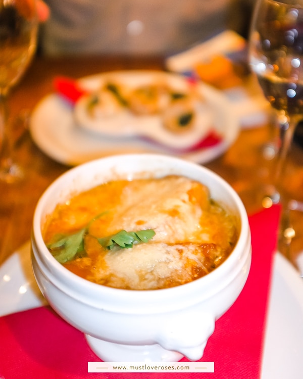 Christmas Foods in Paris - French Onion Soup